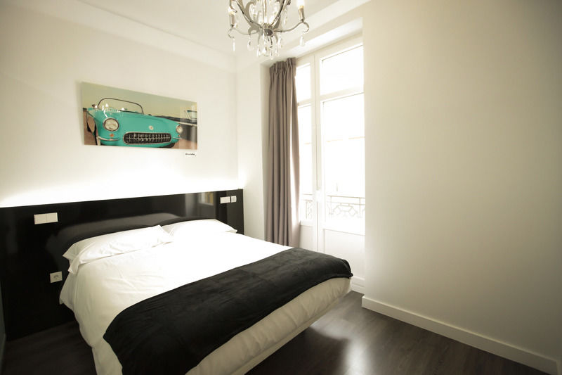 Vitium Urban Suites Madrid Luaran gambar