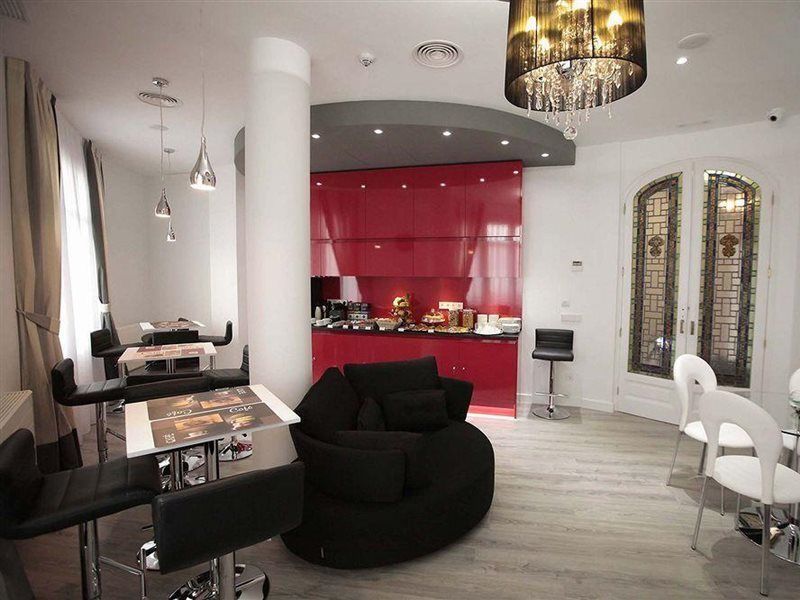 Vitium Urban Suites Madrid Luaran gambar