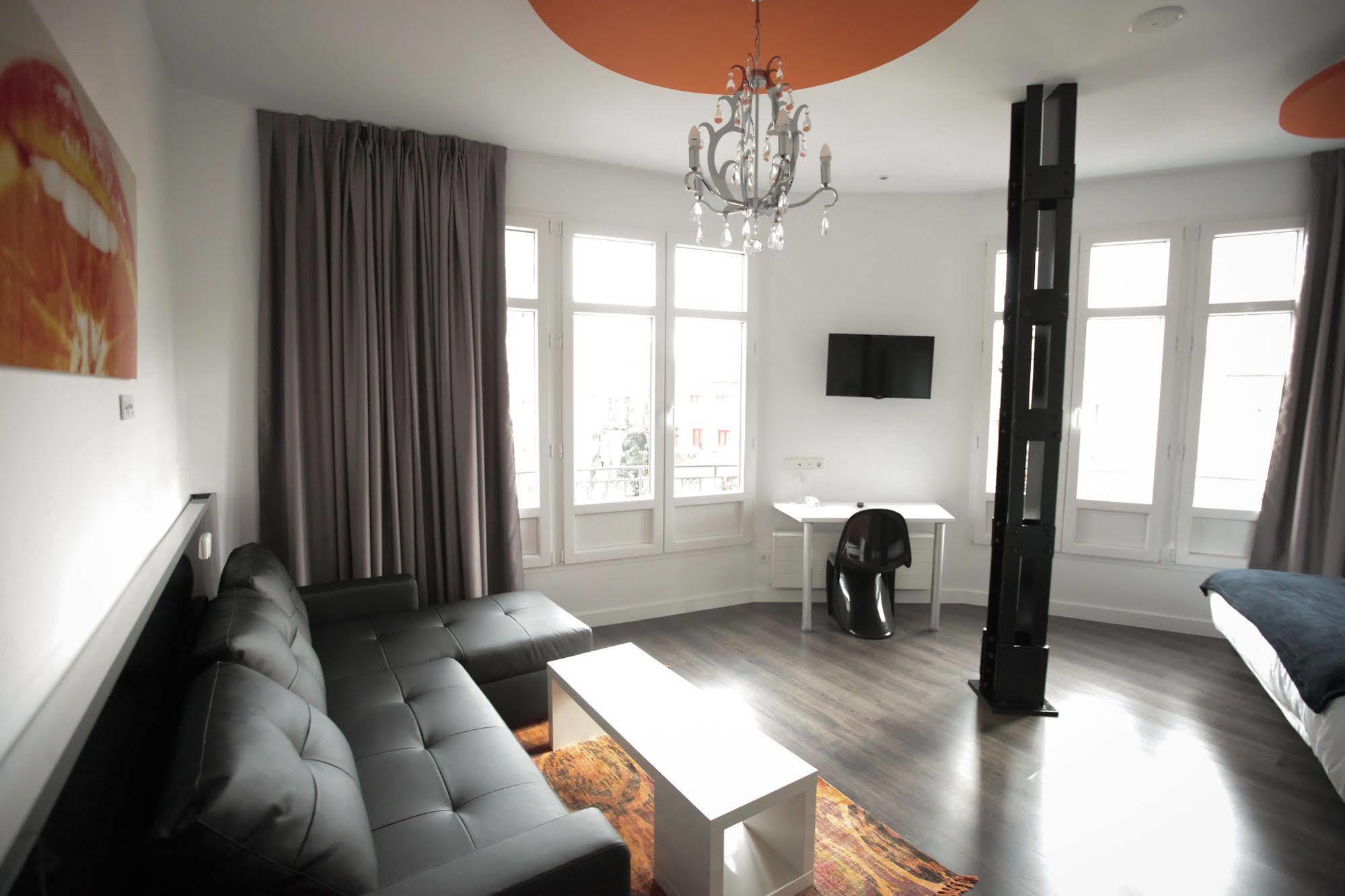 Vitium Urban Suites Madrid Luaran gambar